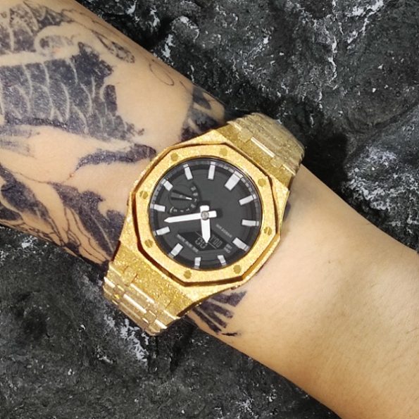 Ga2100 Black Dial Gold Sparkle Bezel Steel Strap