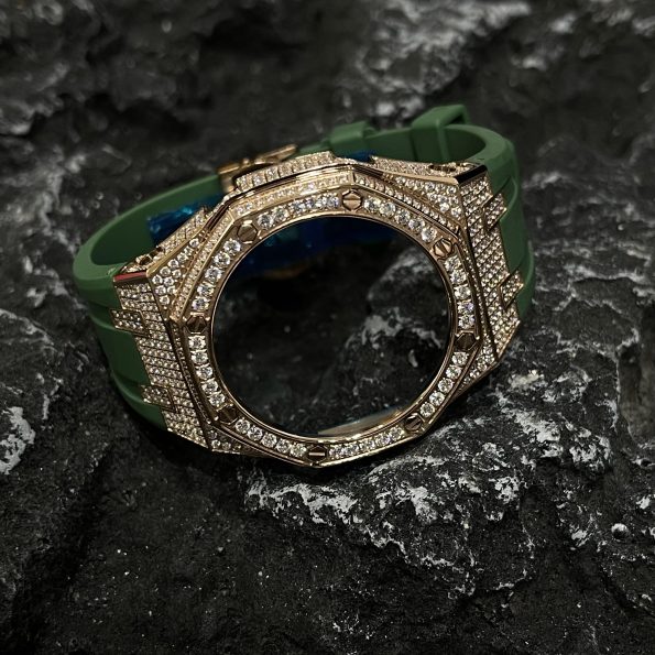 Ga2100 Gold Diamond Case Green Rubber Strap