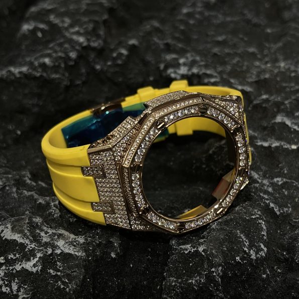 Ga2100 Gold Diamond Case Yellow Rubber Strap