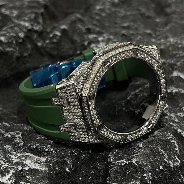 Ga2100 Silver Diamond Case Green Rubber