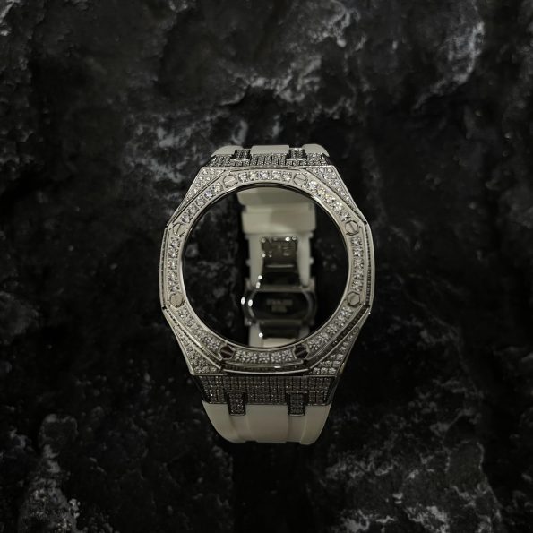 Ga2100 Silver Diamond Case White Rubber