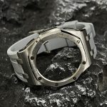 Ga2100 Silver Polish Bezel Gray Owl Rubber Strap 