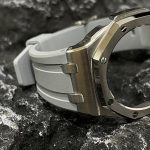 Ga2100 Silver Polish Bezel Gray Owl Rubber Strap