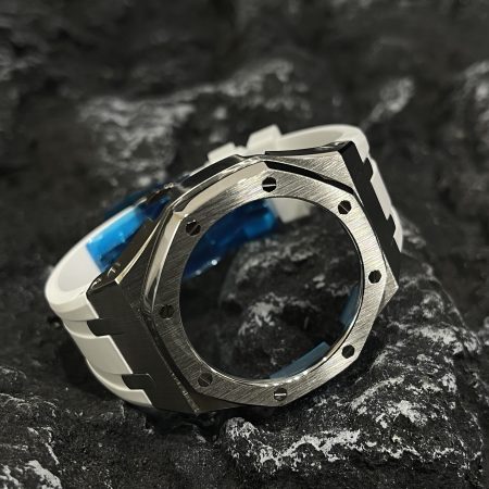 Ga2100 Silver Polish Bezel White Rubber Strap 