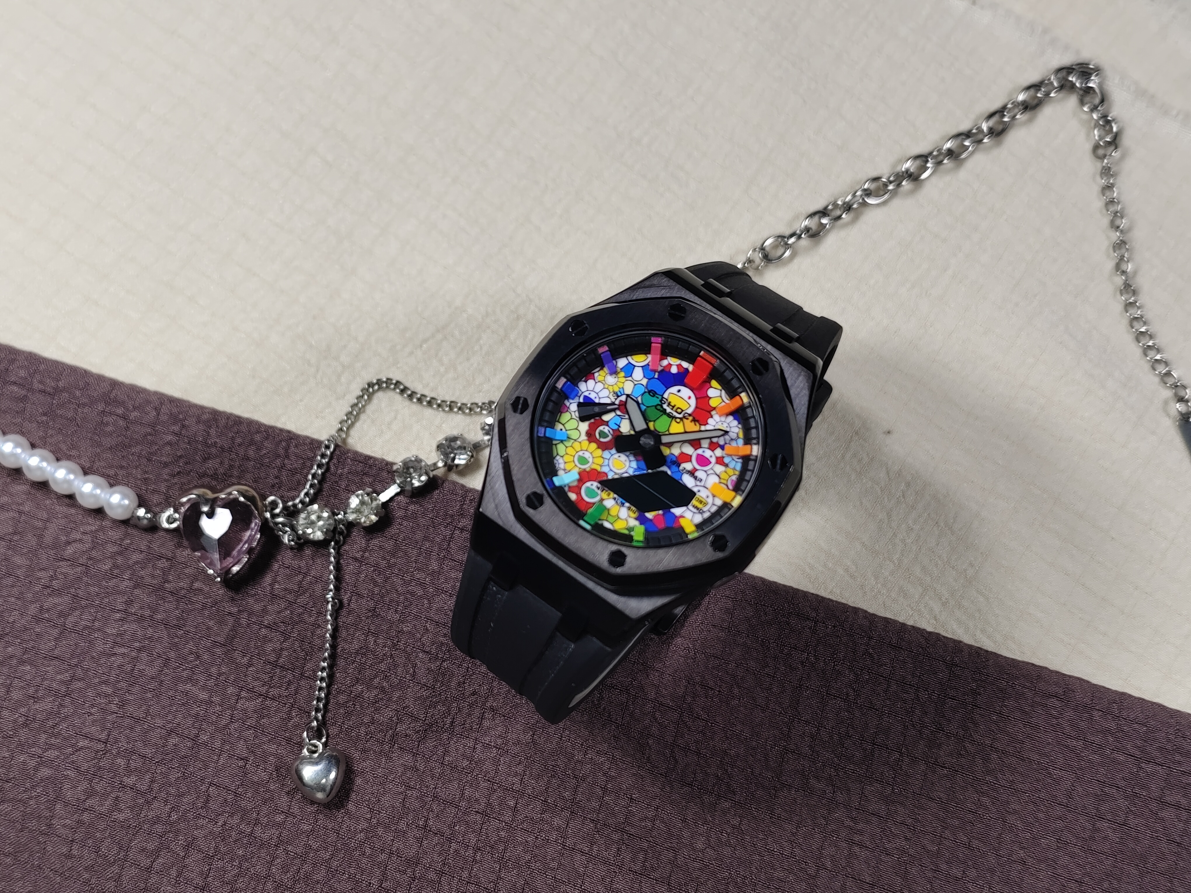 GA2100 Murakami Black Close Up