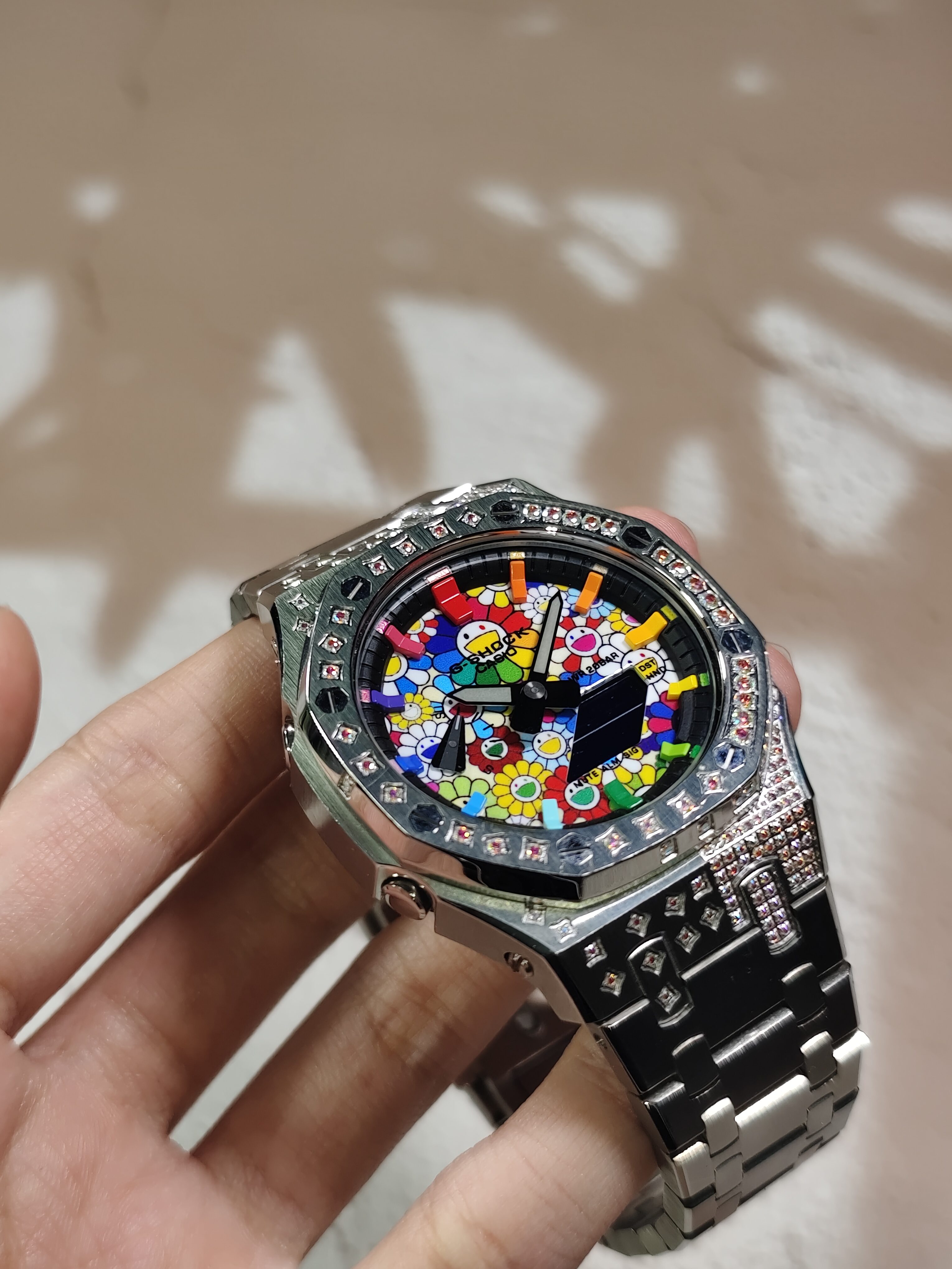 GA2100 Murakami Diamond Close Up