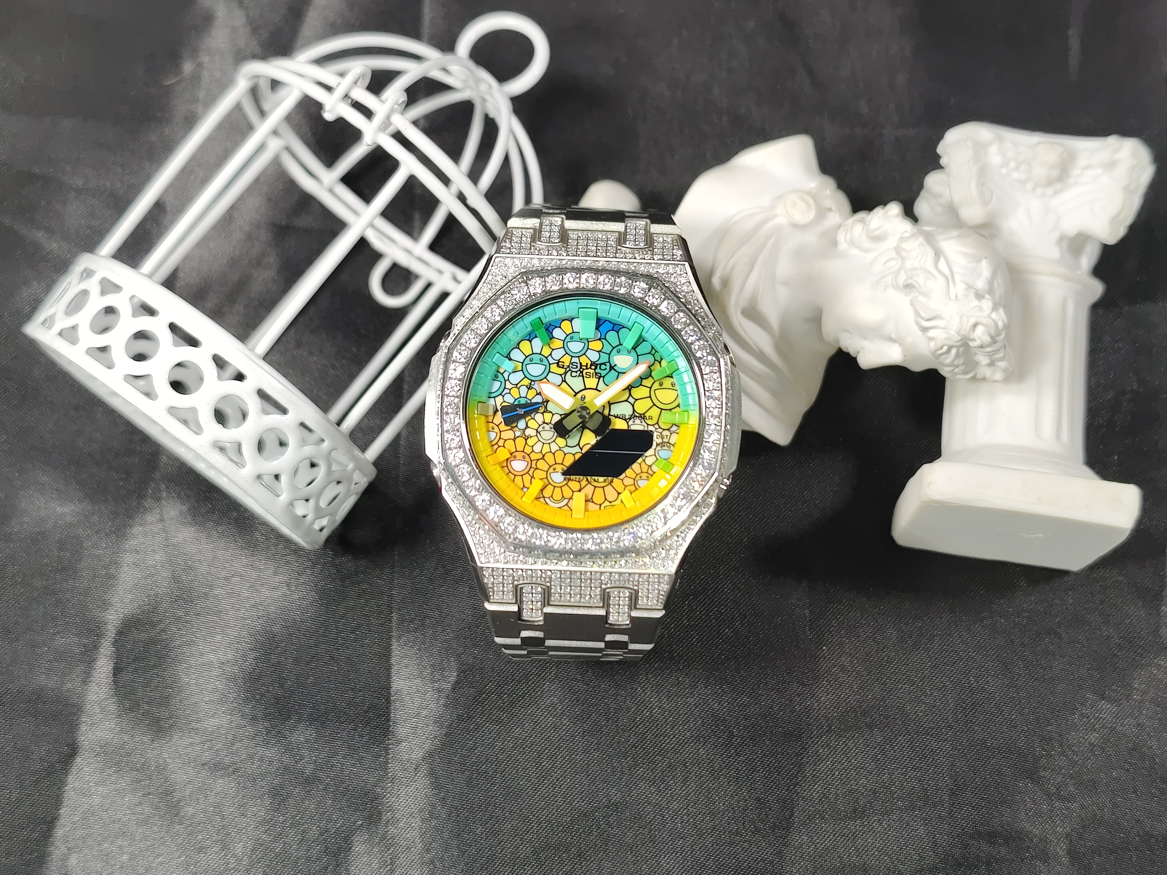 GA2100 Murakami Rainbow Side View