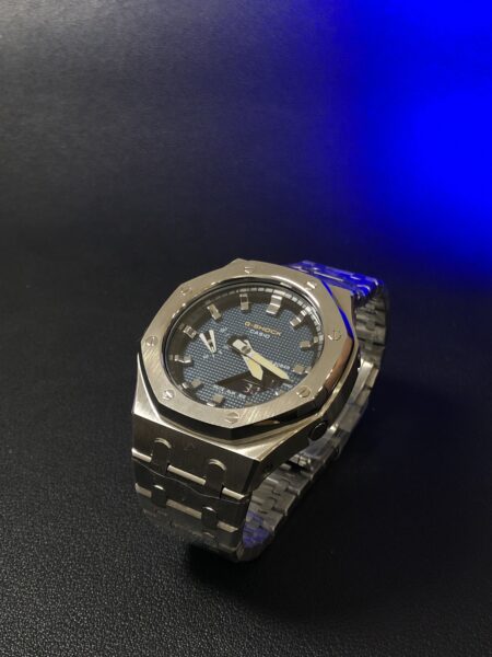 Special Edition Watch 4