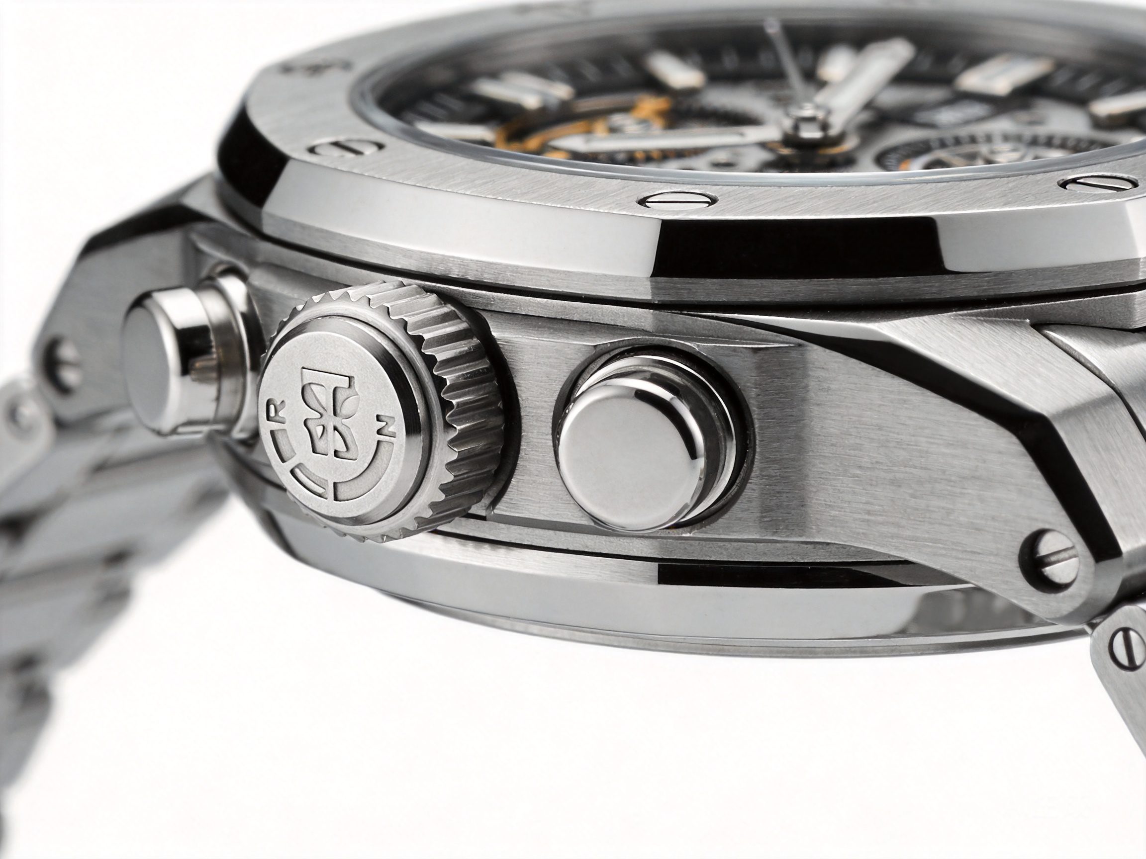 High-quality stainless steel and titanium materials for watch modding